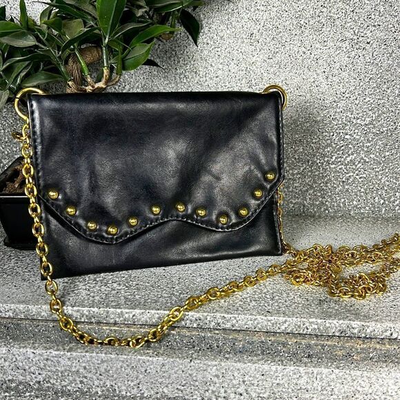 Mudpie Faux Vegan Black Leather Small Crossbody Bag Purse Clutch Gold Chain - Picture 1 of 6